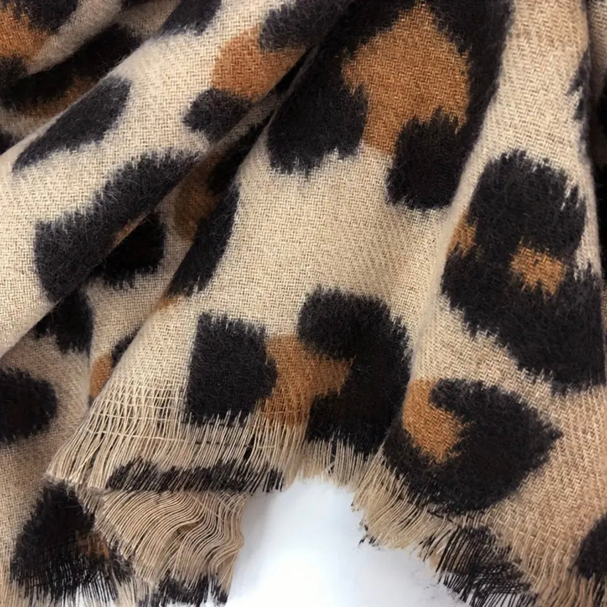 Leopard-Pawl-Scarf